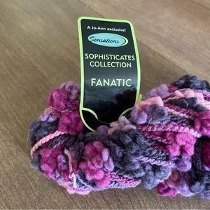 1 Skein Jo-Anns Sensations Yarn Fanatic Wool Blend Berry Colors 44 Yards
